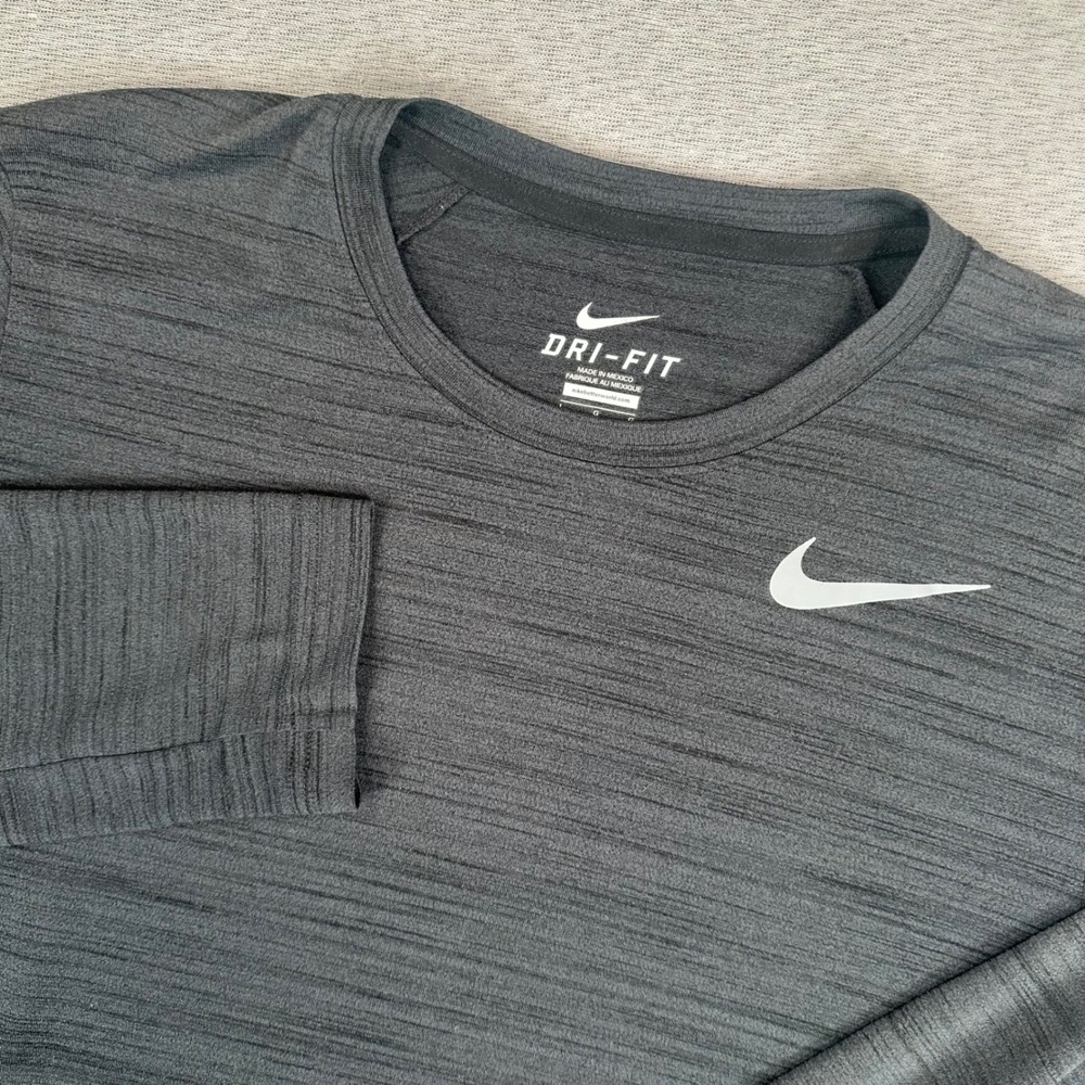 Nike Shirt Mens Large Gray Space Dye Heather Dri-FIT Long Sleeve Training Gym